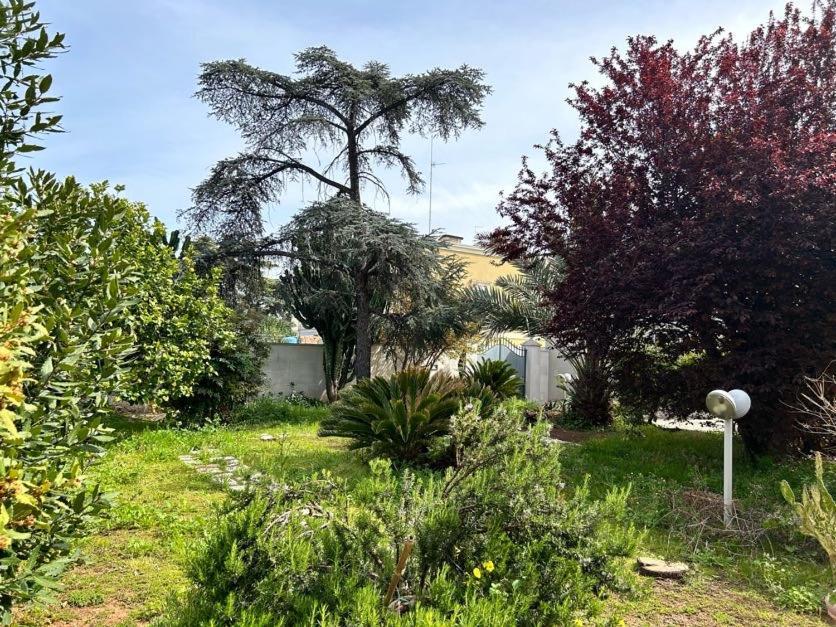 Appartamento Giardino A Mare Bari Esterno foto